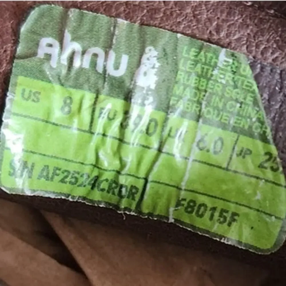 Ahnu Emery Oxford Leather & Suede Preppy Size 8